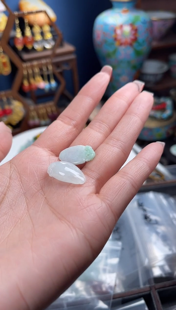 未镶嵌挂件翡翠远*，121903