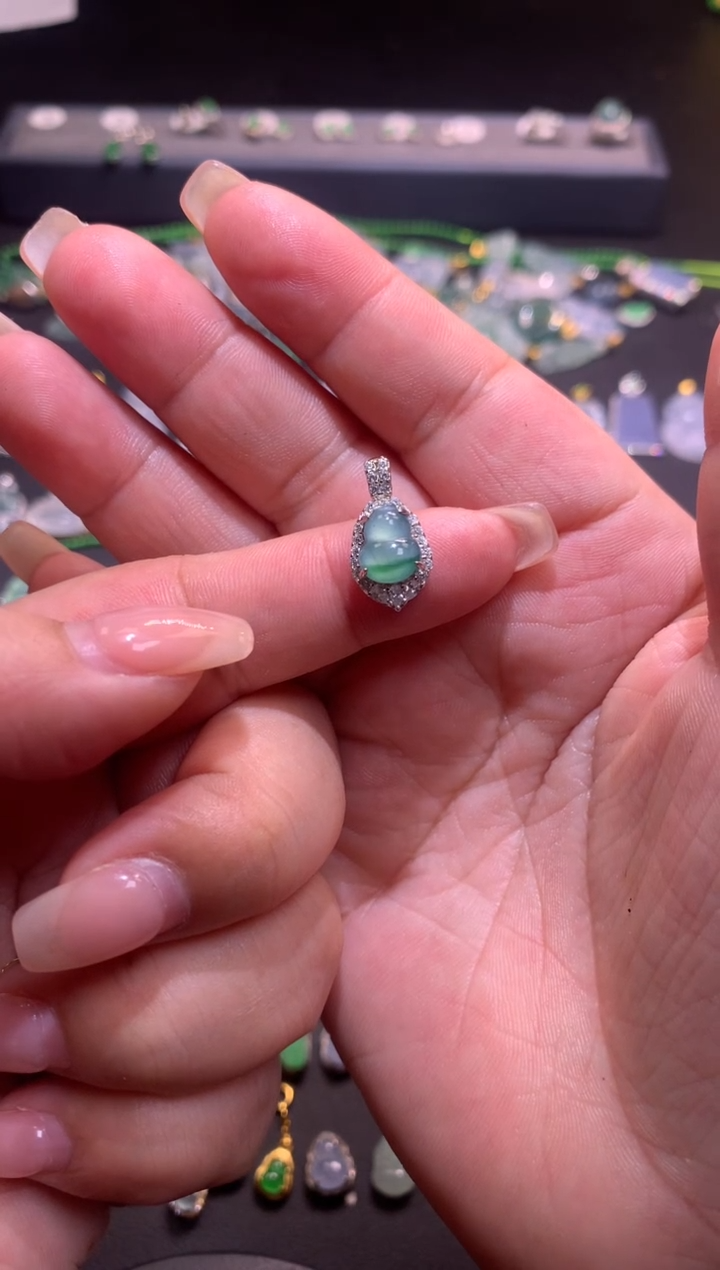 【闪购商品】翡翠吊坠(不含链)银S925镶嵌1