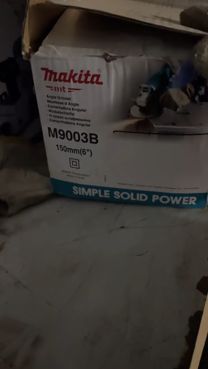 牧田M9003B角磨机（1050W 150MM）