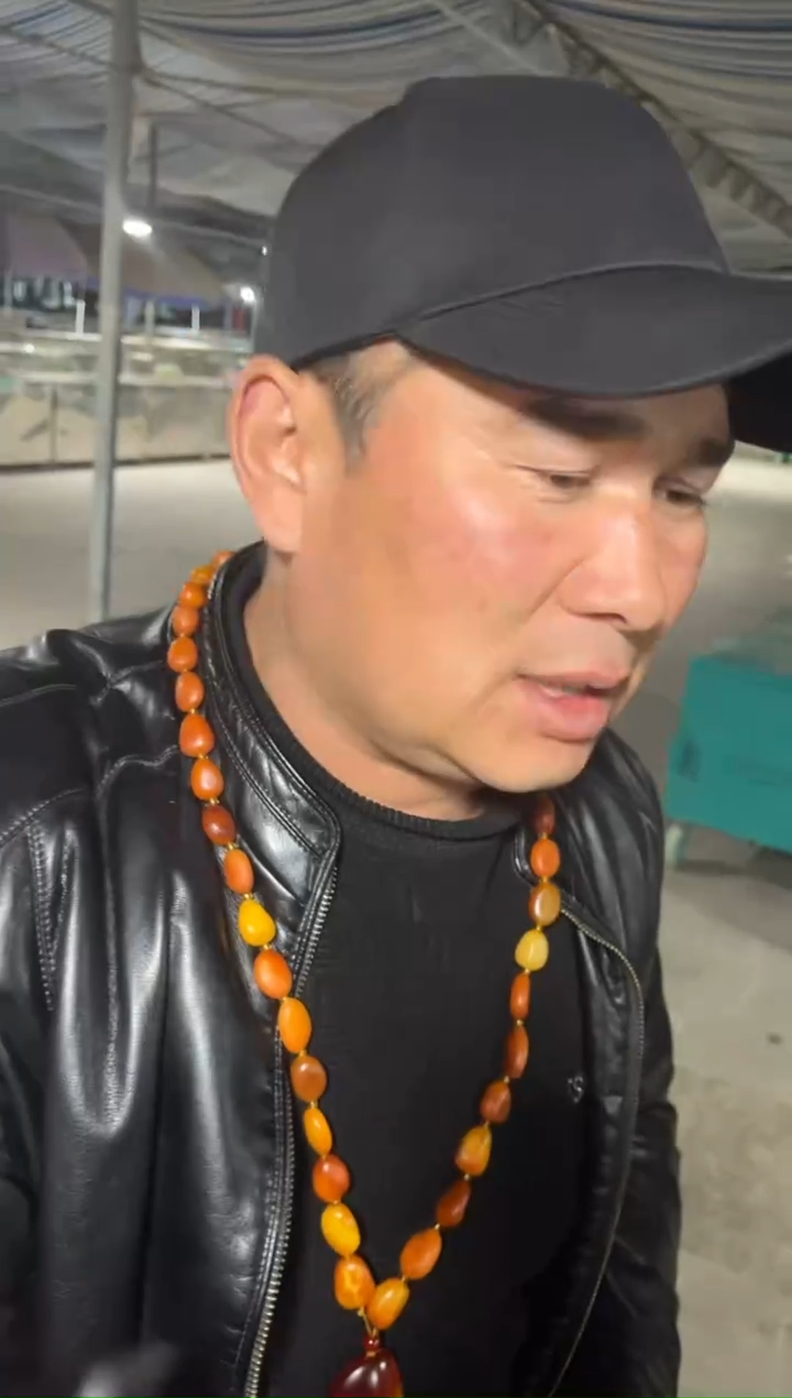 未镶嵌和田玉挂件1