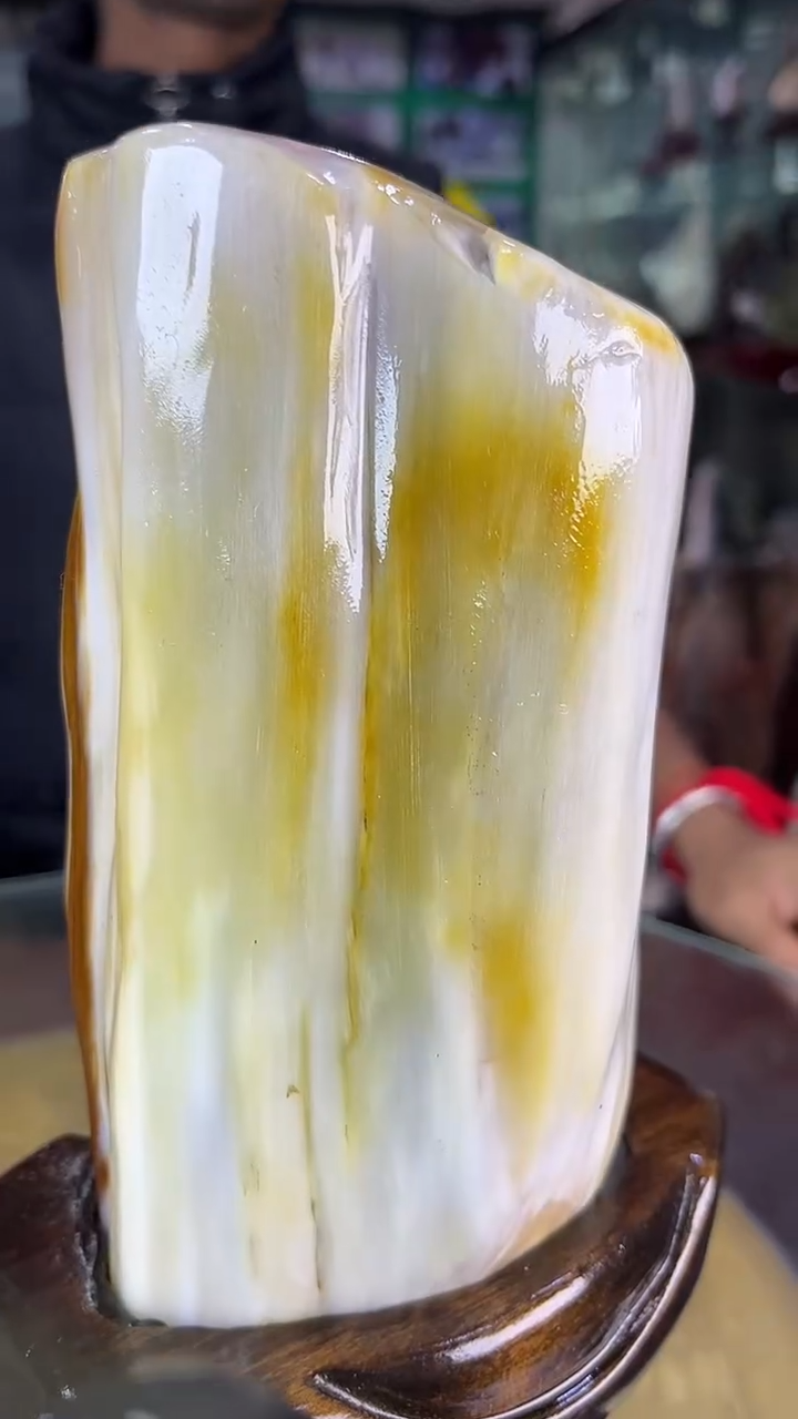 缅甸天然树化玉摆件