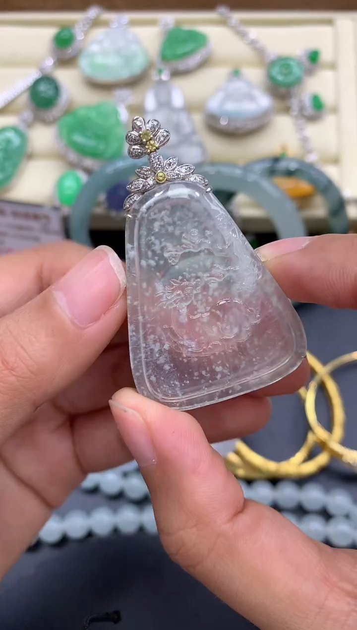 【闪购商品】翡翠颈饰18K金镶嵌510-中国好珍宝