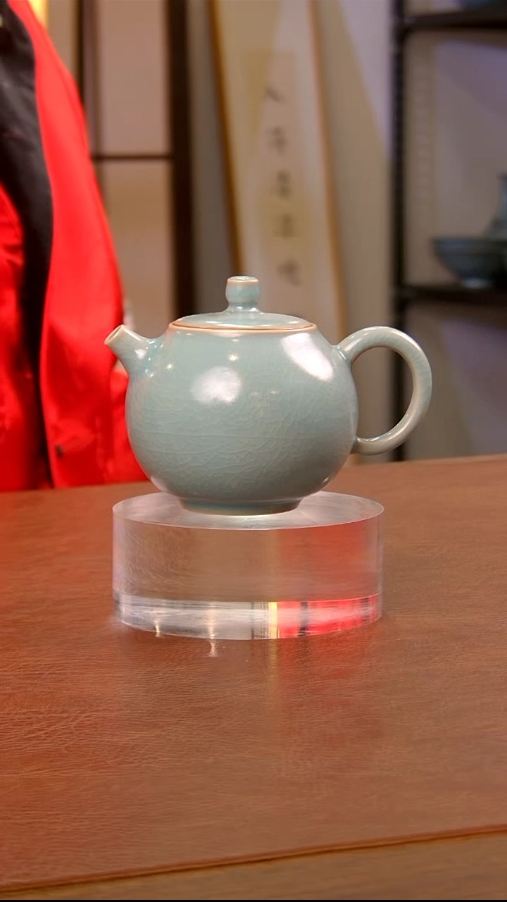 【闪购商品】瓷片昭君壶............