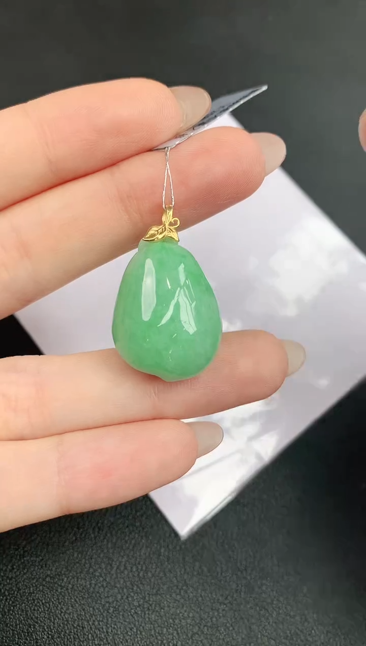【闪购商品】翡翠颈饰18K金镶嵌赠礼盒证书 珍珍