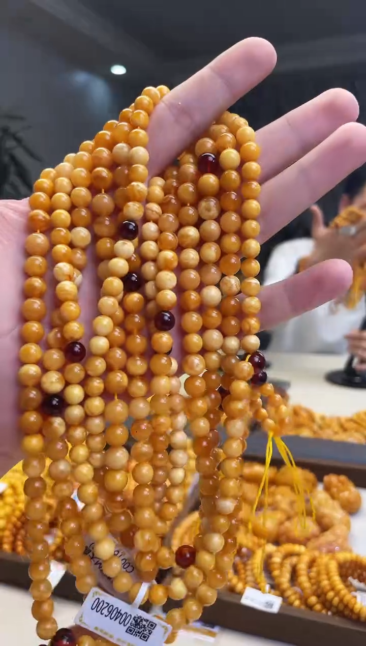 【闪购商品】琥珀裸石未镶嵌7mm花蜡108多样性发其中一件