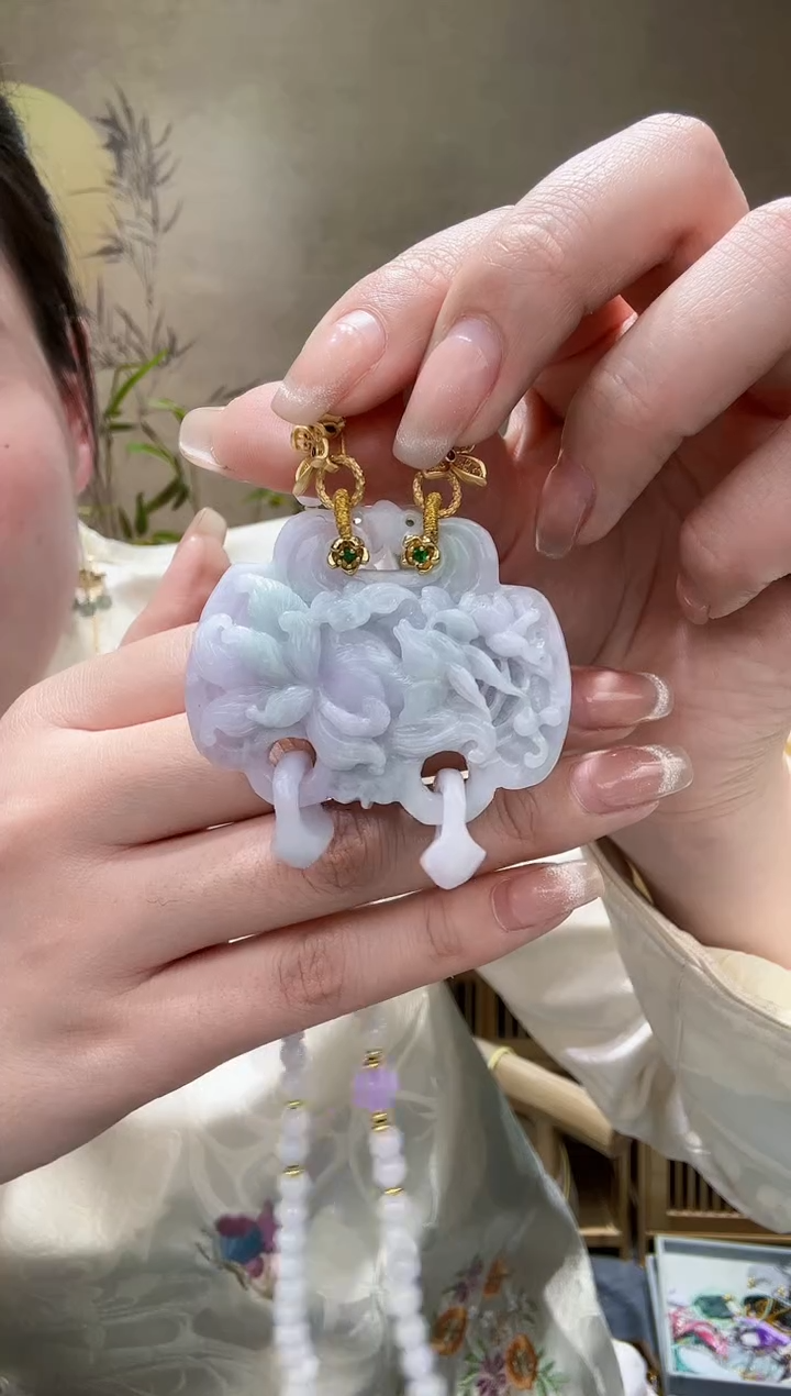 【闪购商品】翡翠颈饰未镶嵌吊坠