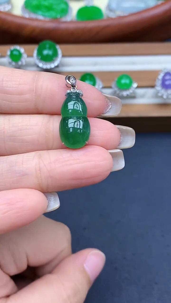 颈饰18K金镶嵌翡翠广***尾476-中国好珍宝1