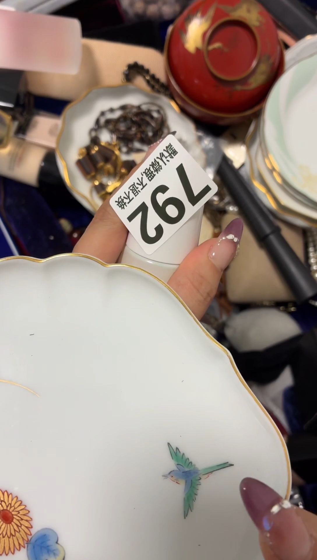 瓷片好漂亮的东西快来带走吧