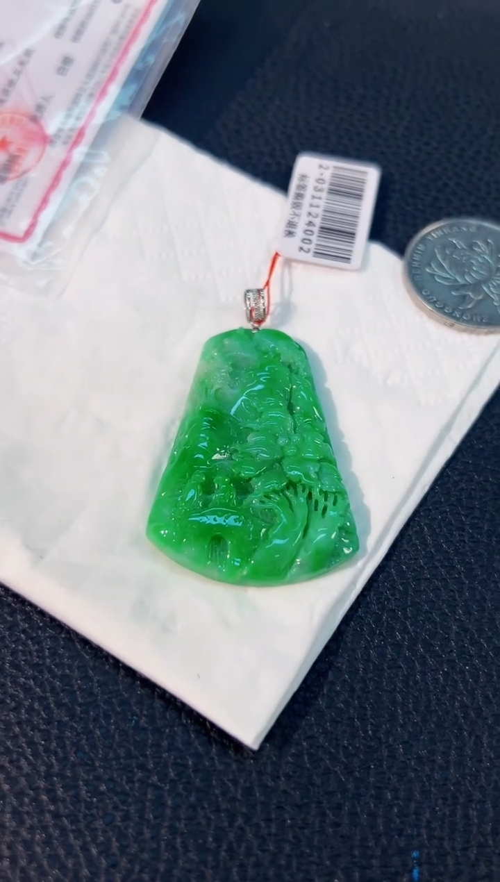 颈饰18K金镶嵌翡翠 缅料A货/支持复检/一件