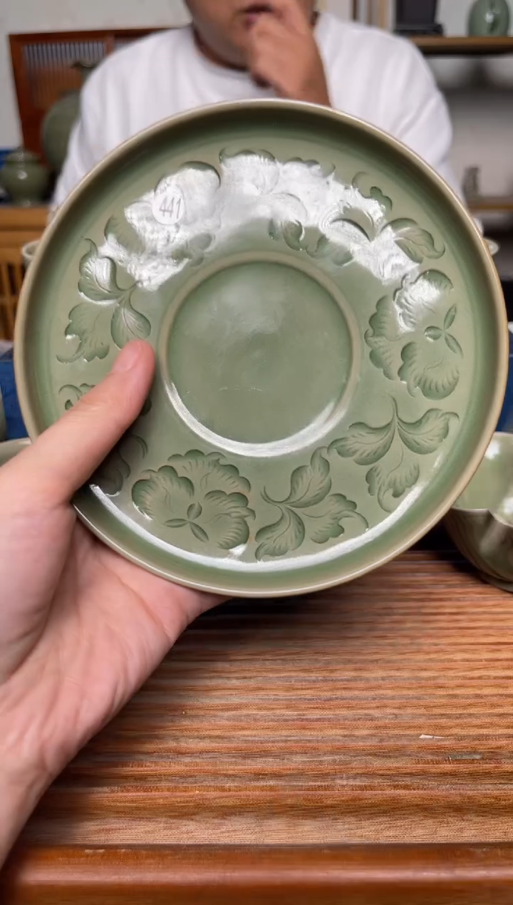 其他441耀州窑纯手工秘色暗刻牡丹纹壶承