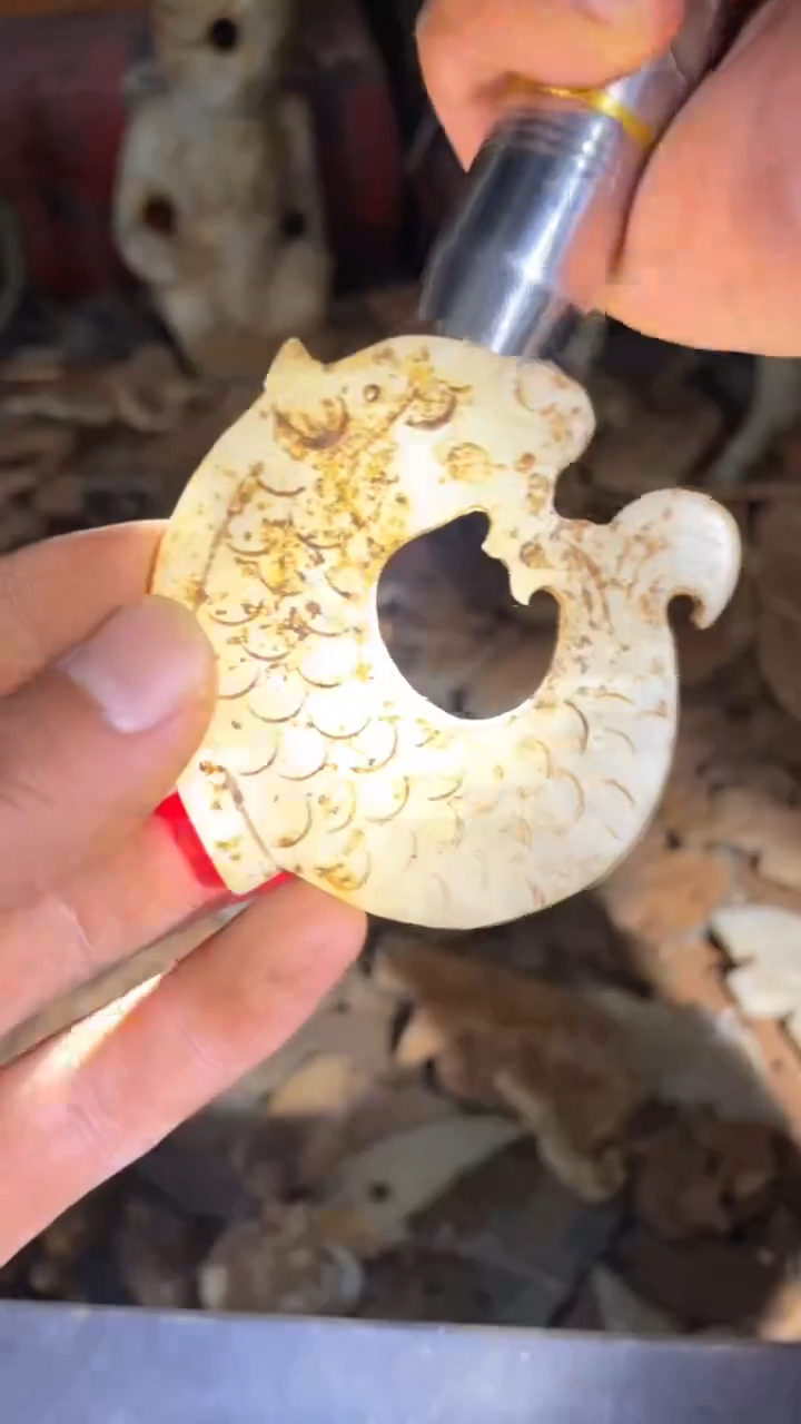 和田玉（糖玉）未镶嵌挂件东顺摆件链接1524654654