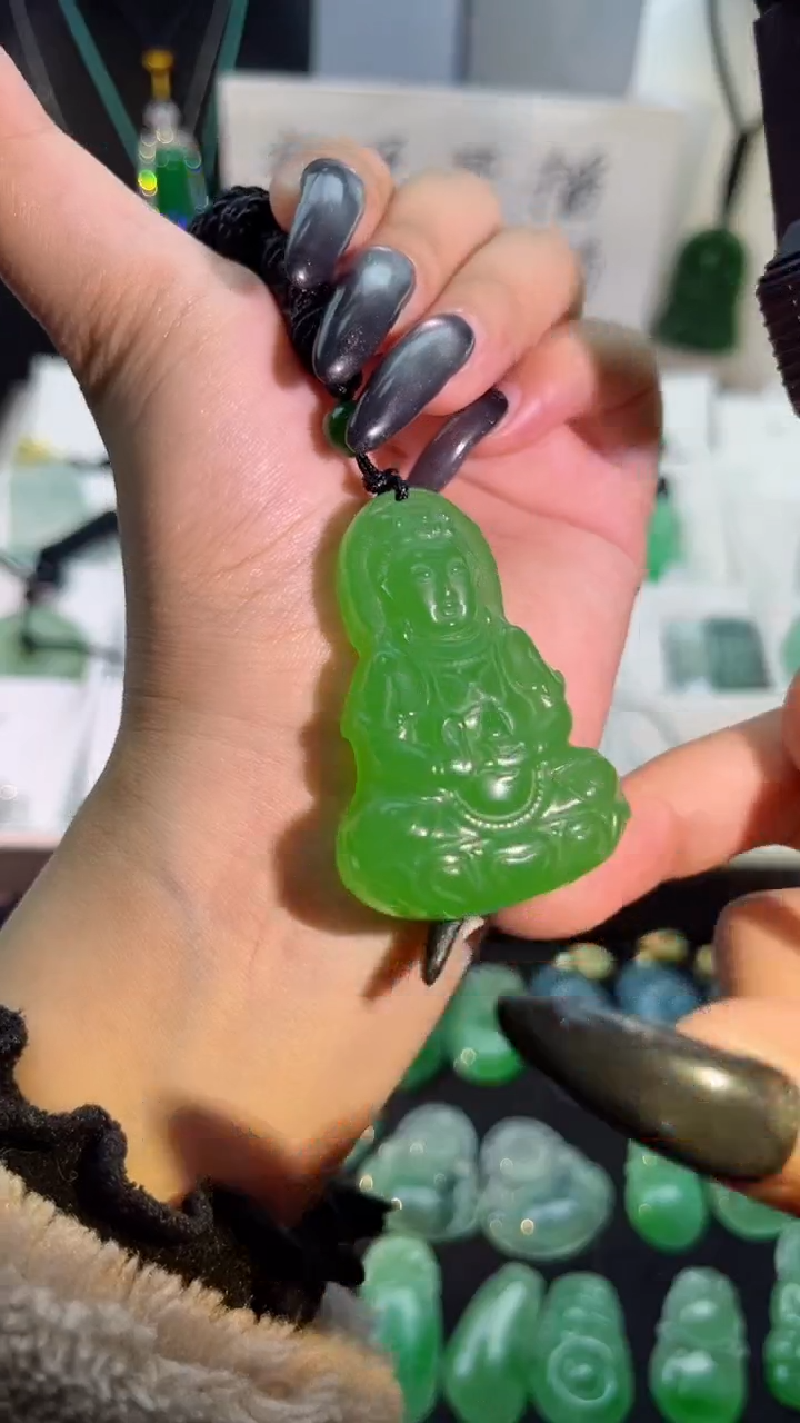 【闪购商品】翡翠手串未镶嵌翡翠颈饰未镶嵌天然翡翠吊坠