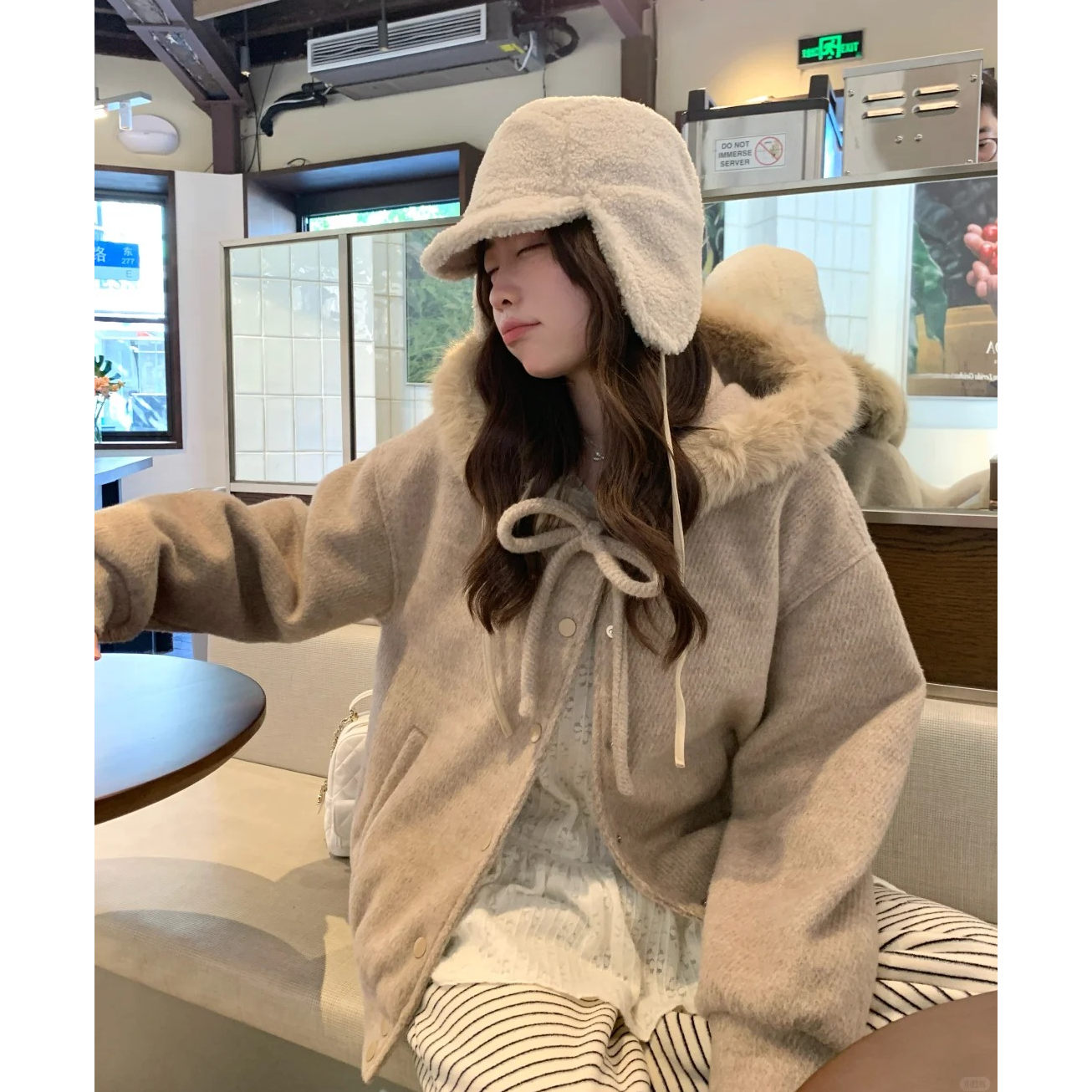 韩系设计感蝴蝶结气质毛领棉服外套女冬季慵懒风连帽毛呢保暖外套