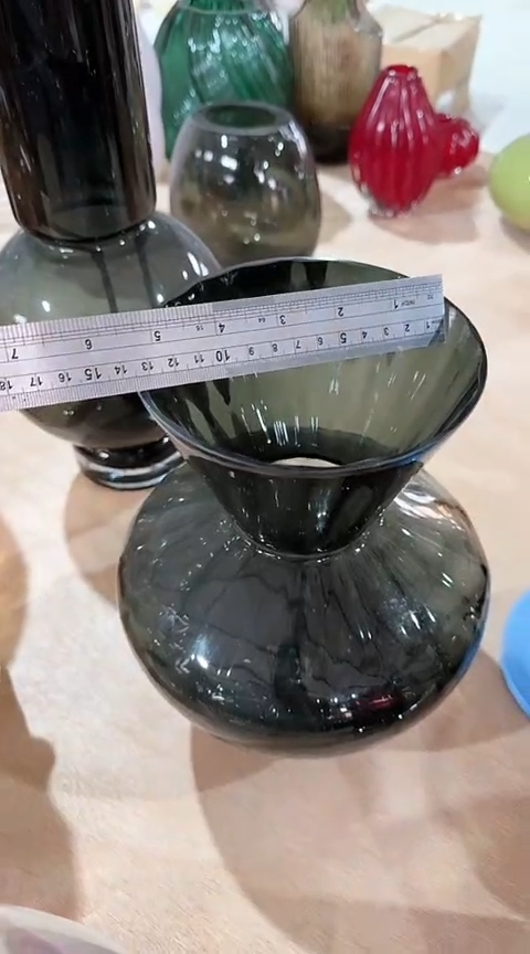 【闪购商品】玻璃黑色敞口