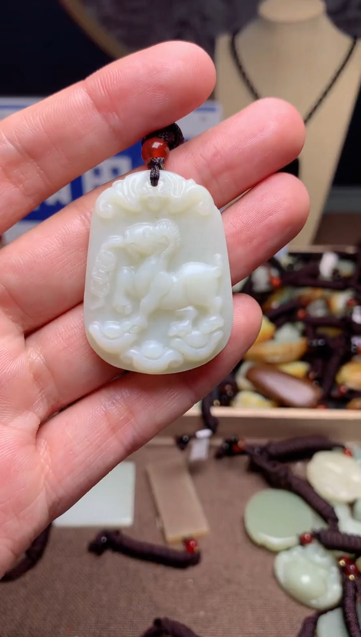 【闪购商品】和田玉颈饰未镶嵌1