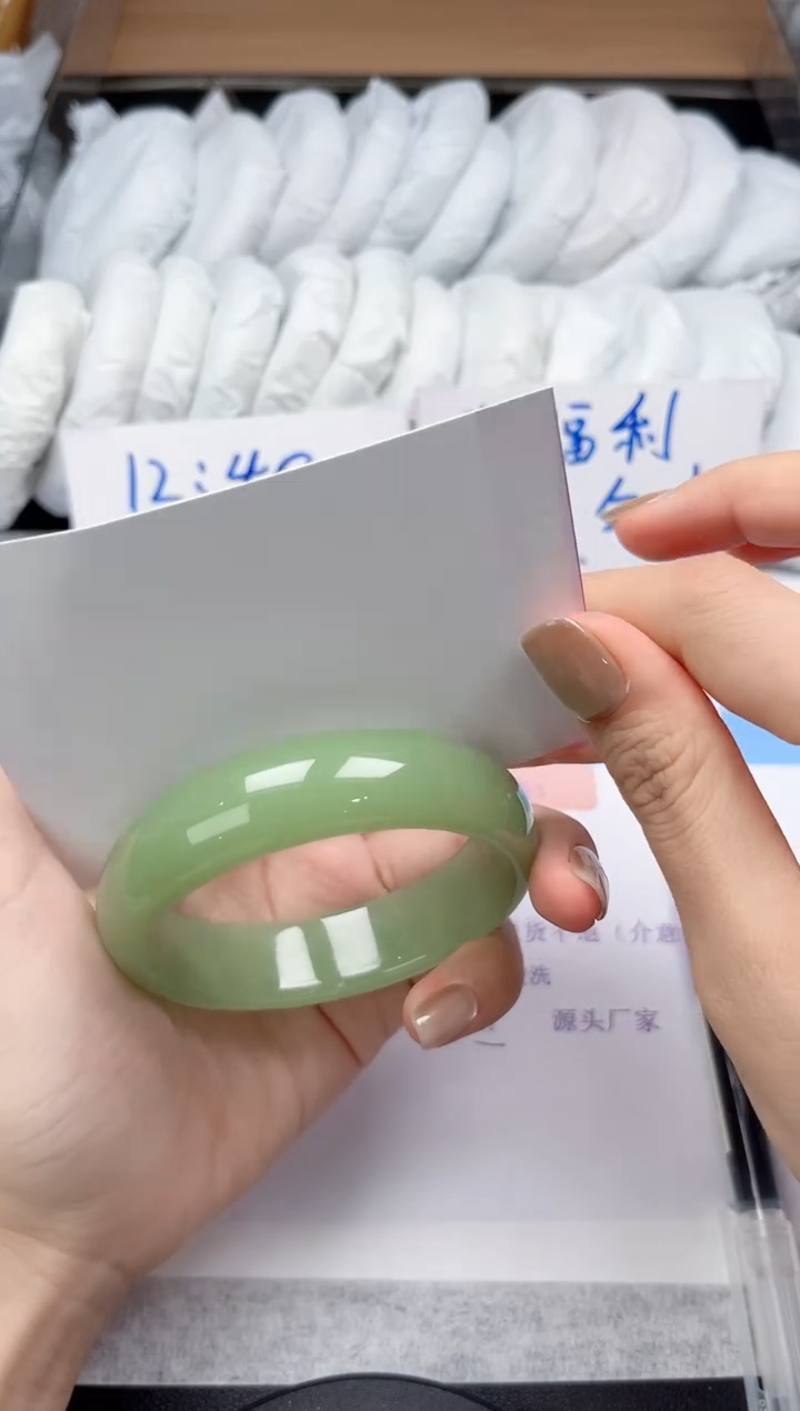未镶嵌手镯石英质玉2-59.3