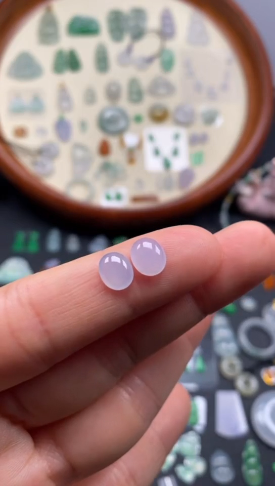 翡翠未镶嵌颈饰紫蛋面1对/芬