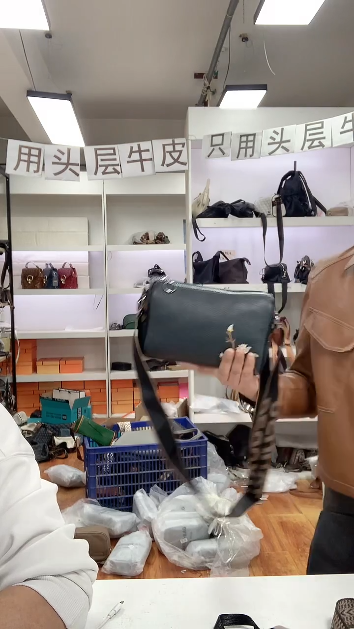头层牛皮清货真皮  刺绣绿
