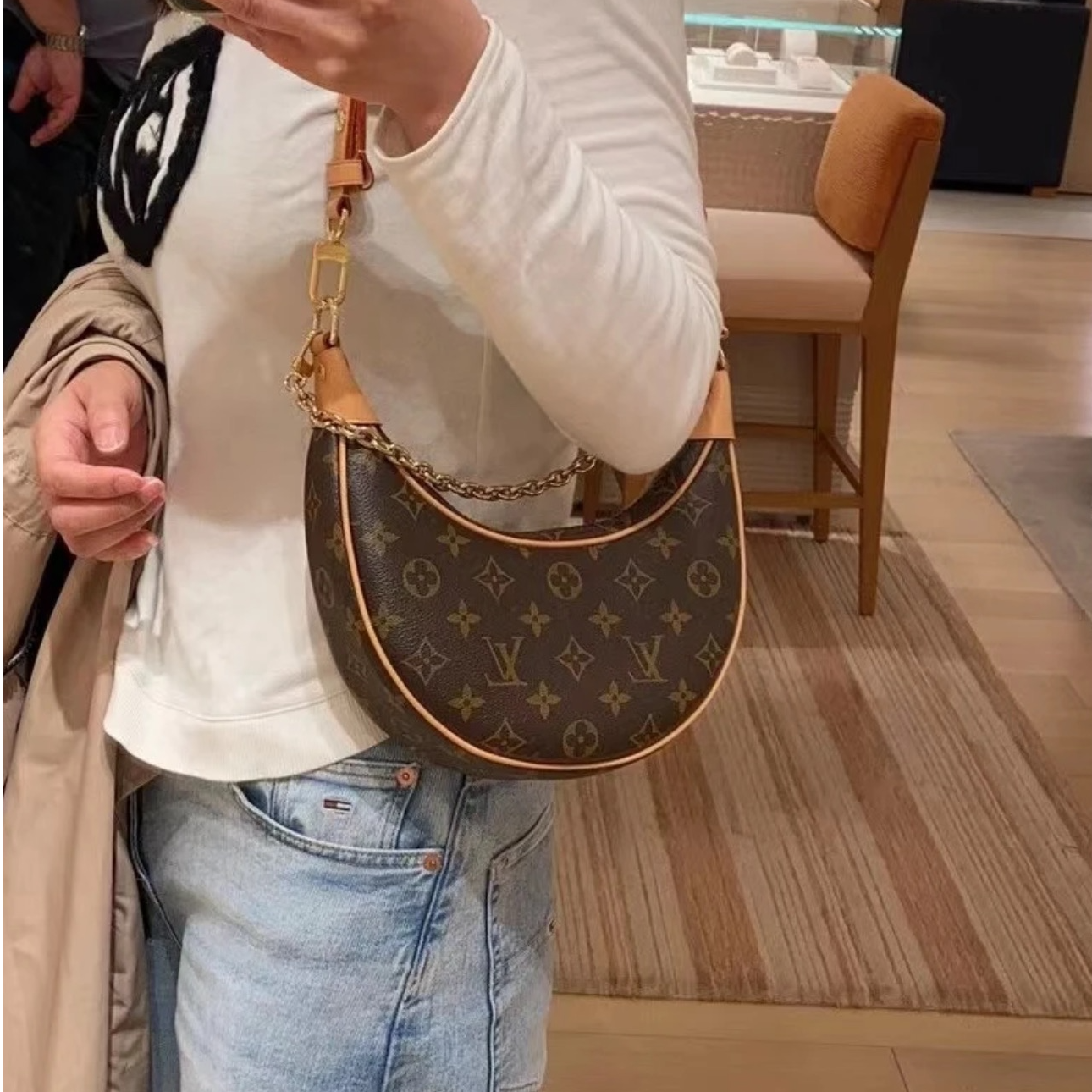 99新 LouisVuitton/路易威登 LV月亮包/AM5190