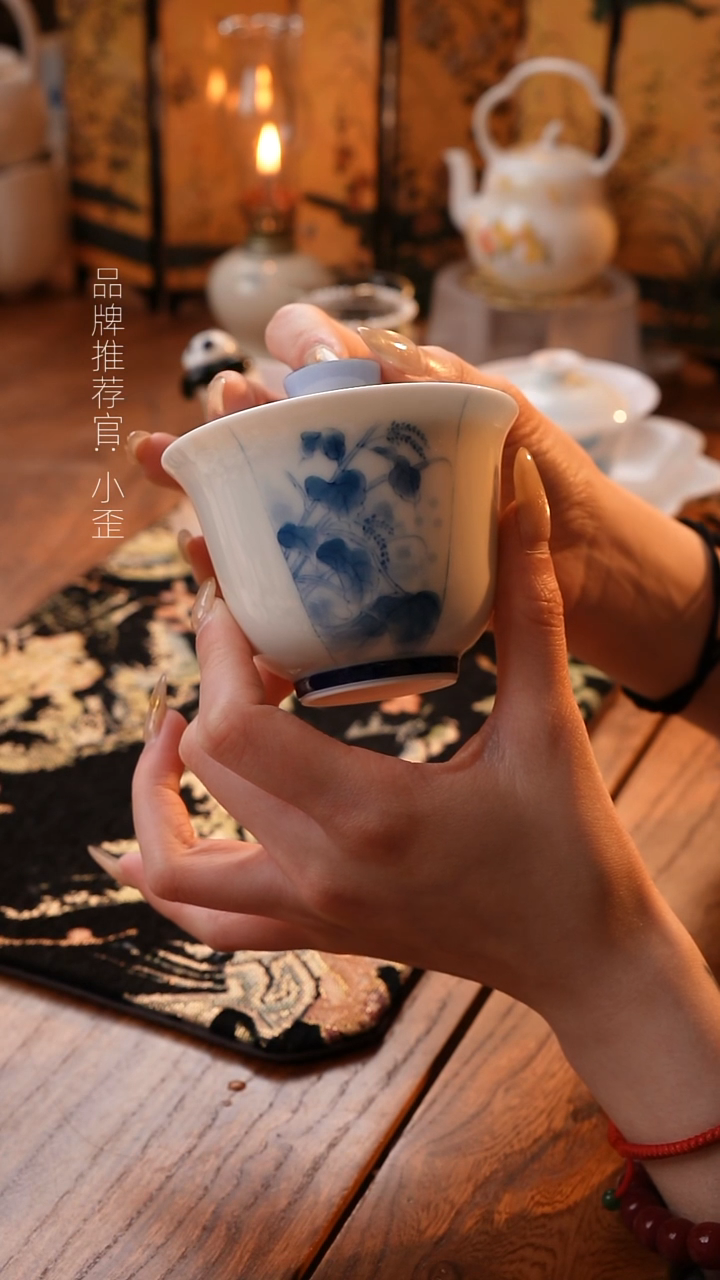 【闪购商品】哈哈哈哈哈哈哈-无礼盒