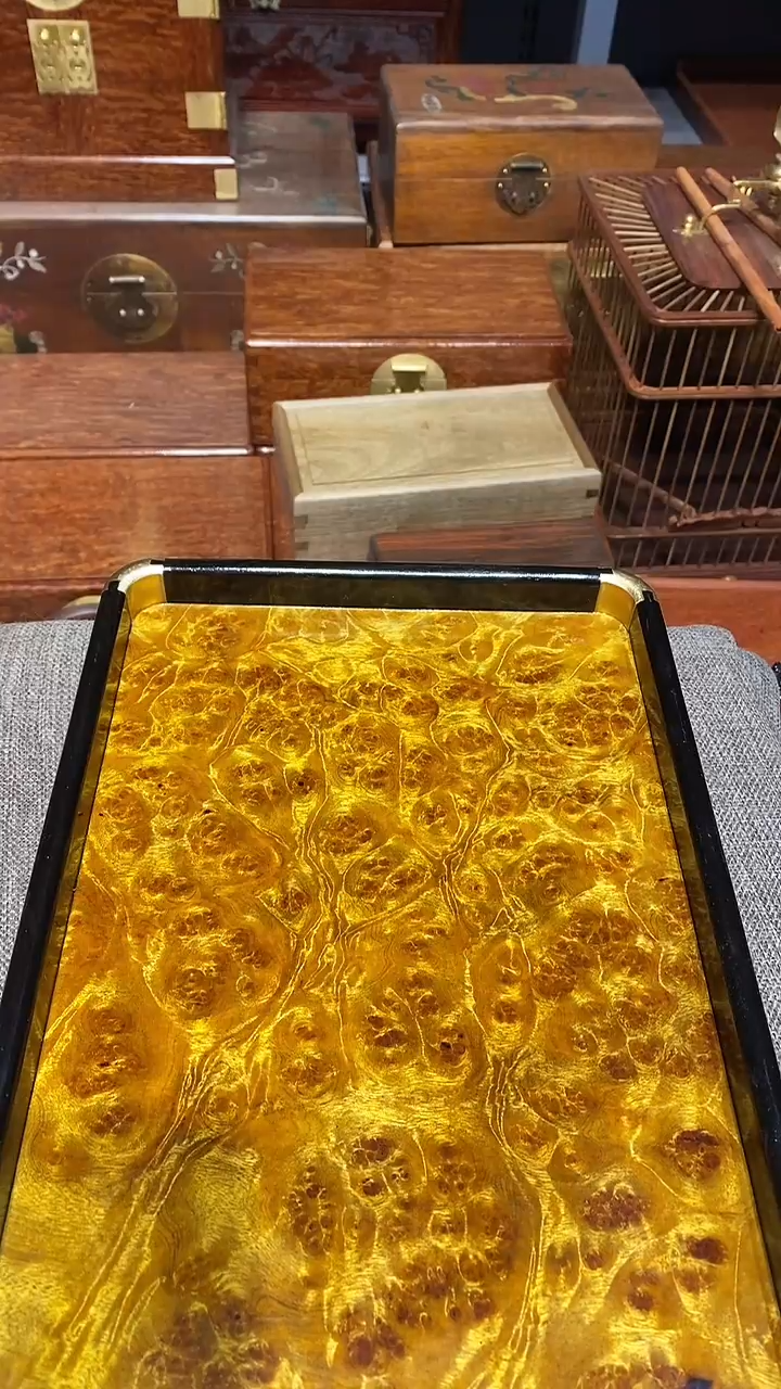 【闪购商品】香樟木木艺茶盘一个