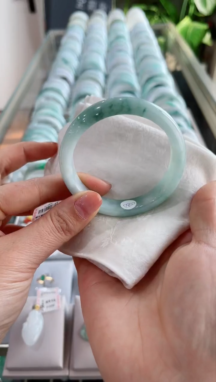 【闪购商品】翡翠手镯未镶嵌57.5圈口天然A货翡翠手镯