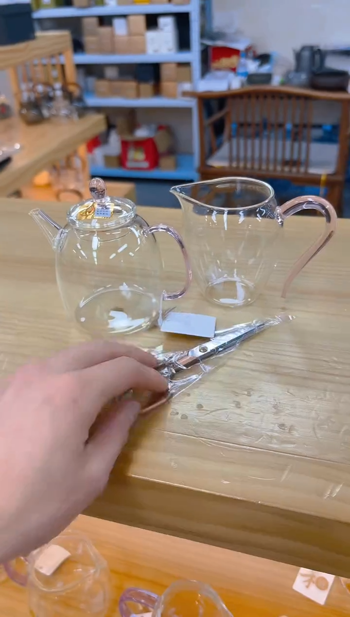 禾器-宴辰壶-浅粉色+器禾堂-怡然-浅粉色+梅花茶剪