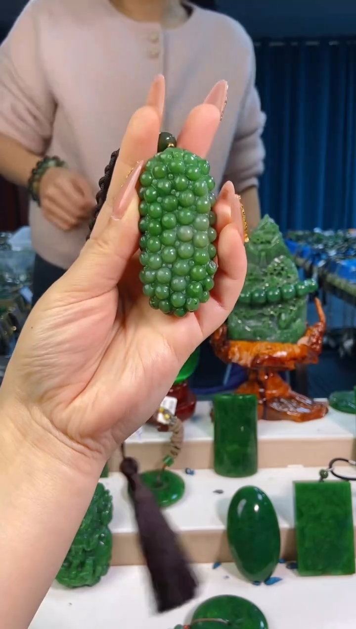 【闪购商品】和田玉挂件未镶嵌1