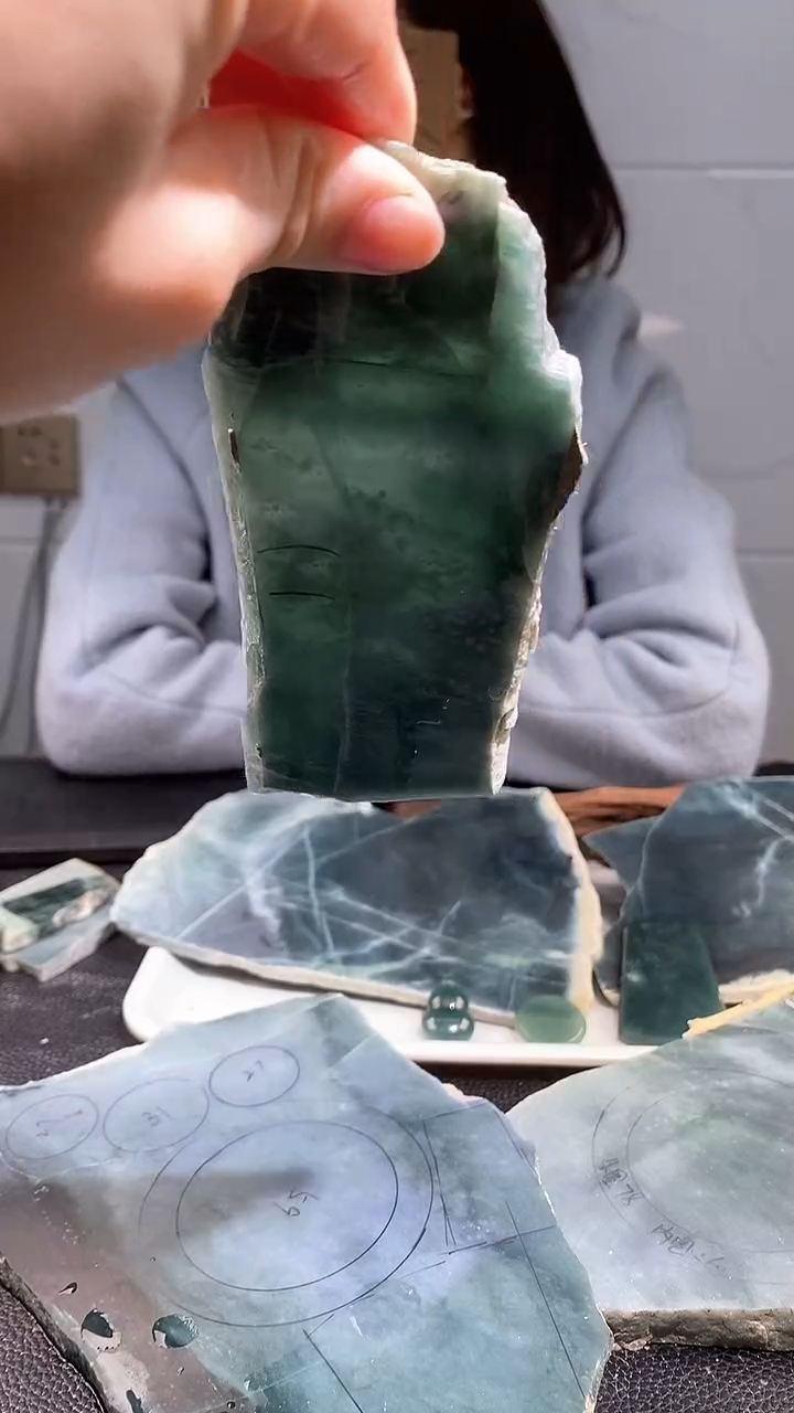 【闪购商品】翡翠挂件未镶嵌天然翡翠A货9D