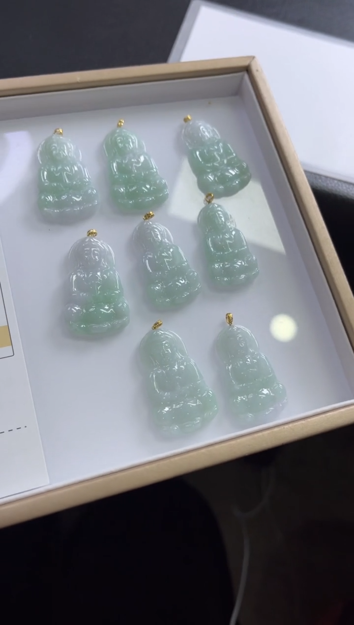 【闪购商品】翡翠颈饰18K金镶嵌L8多样性发一件/配绳子