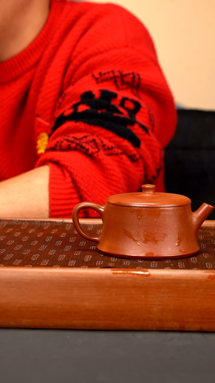 【闪购商品】紫砂茶壶 红降坡云柱