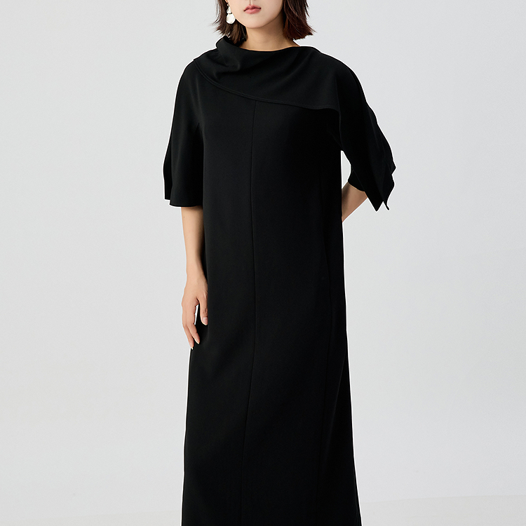 AMASS/阿玛施 优雅气质不规则领口设计长裙550011