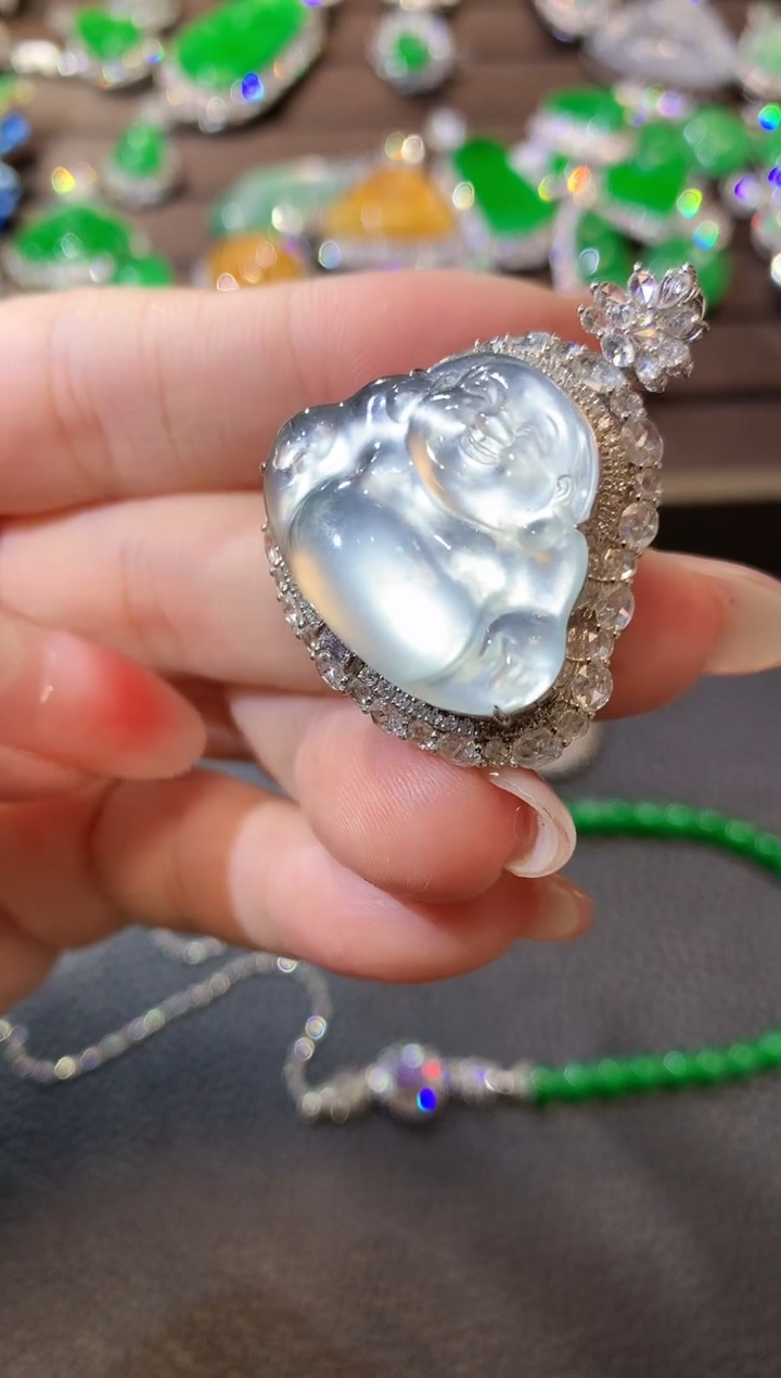 【闪购商品】翡翠吊坠(不含链)18K金镶嵌D33 