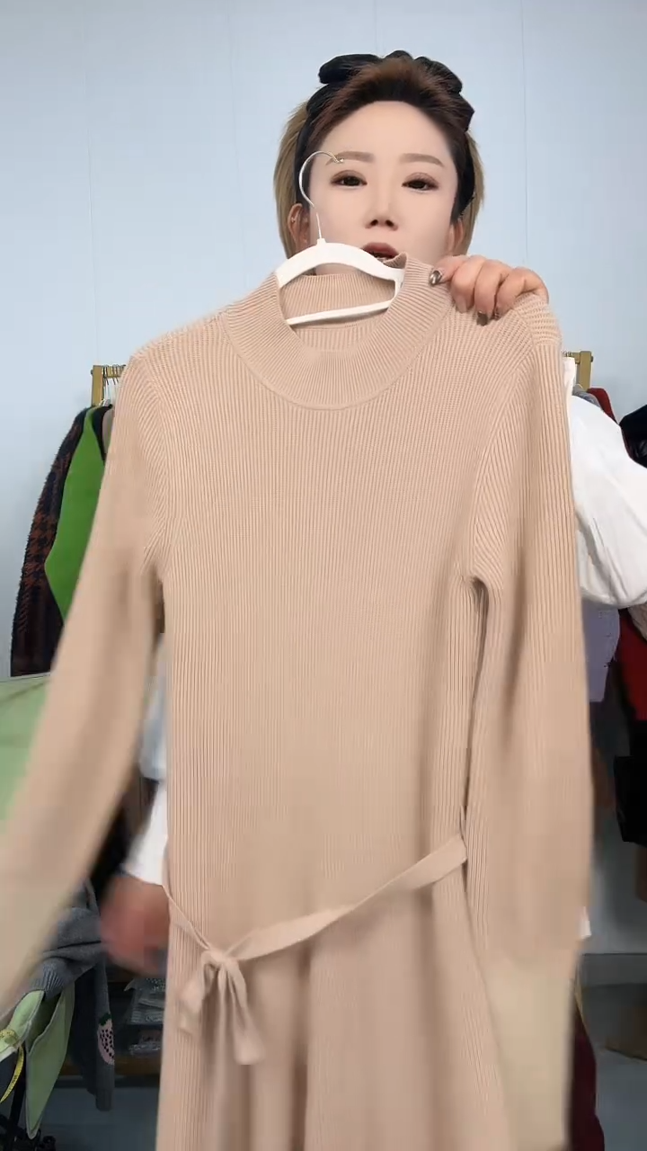 健****福高品质米色长款毛衣