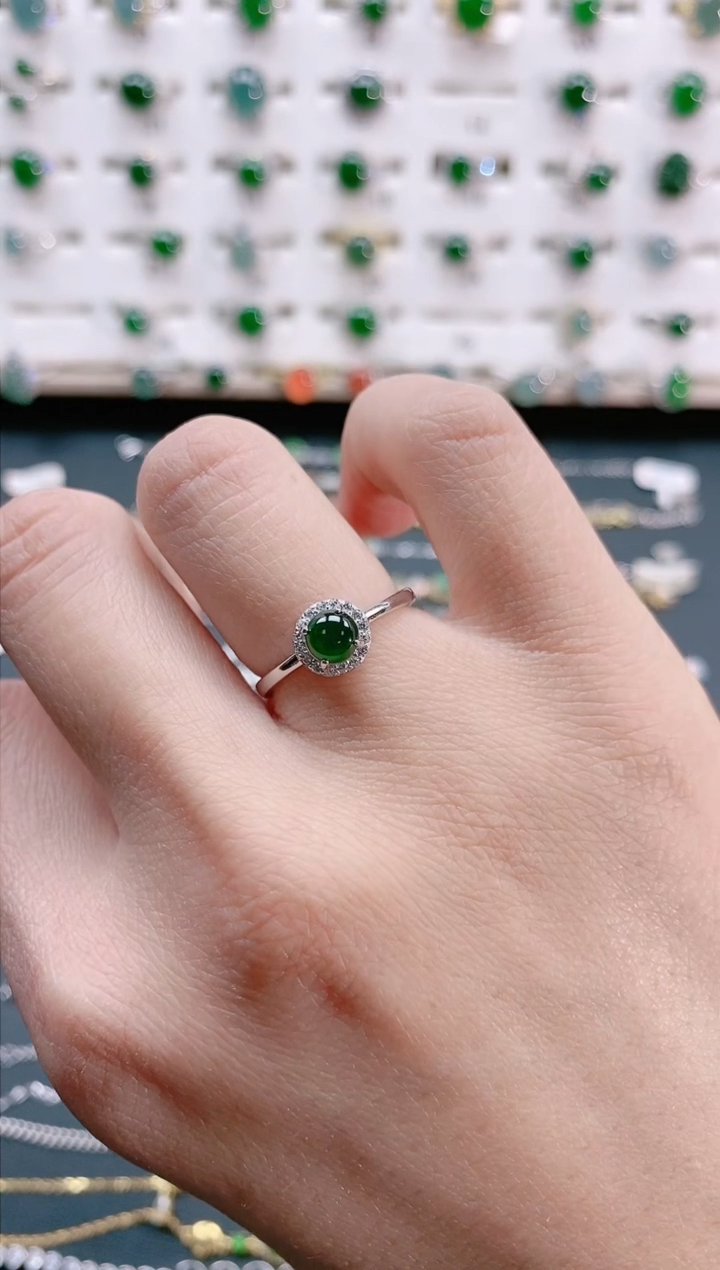 【闪购商品】翡翠戒指银S925镶嵌天然翡翠