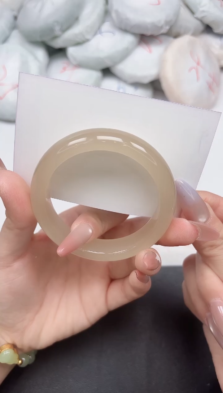 未镶嵌手镯石英质玉103-56.4