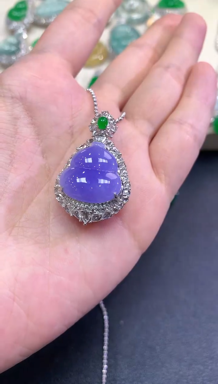 【闪购商品】翡翠颈饰18K金镶嵌D55  紫货有色差