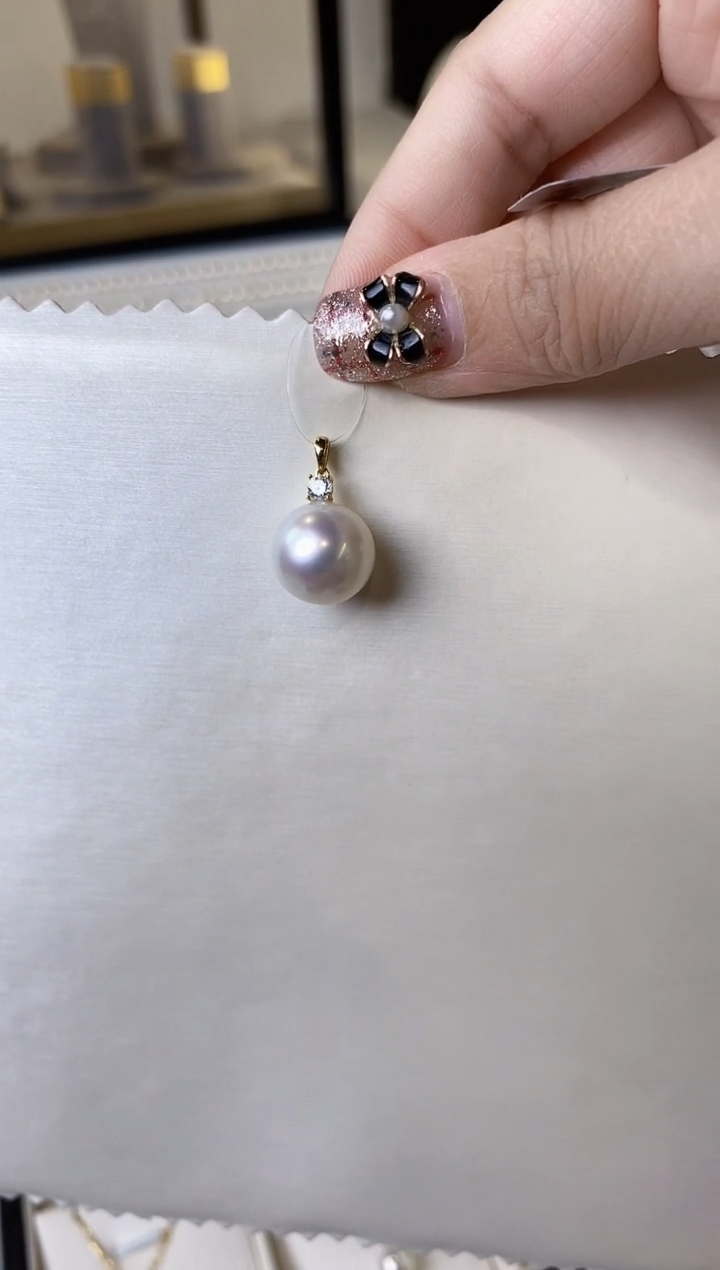 【闪购商品】海水珍珠吊坠(不含链)18K金镶嵌12-13澳白珍珠吊坠