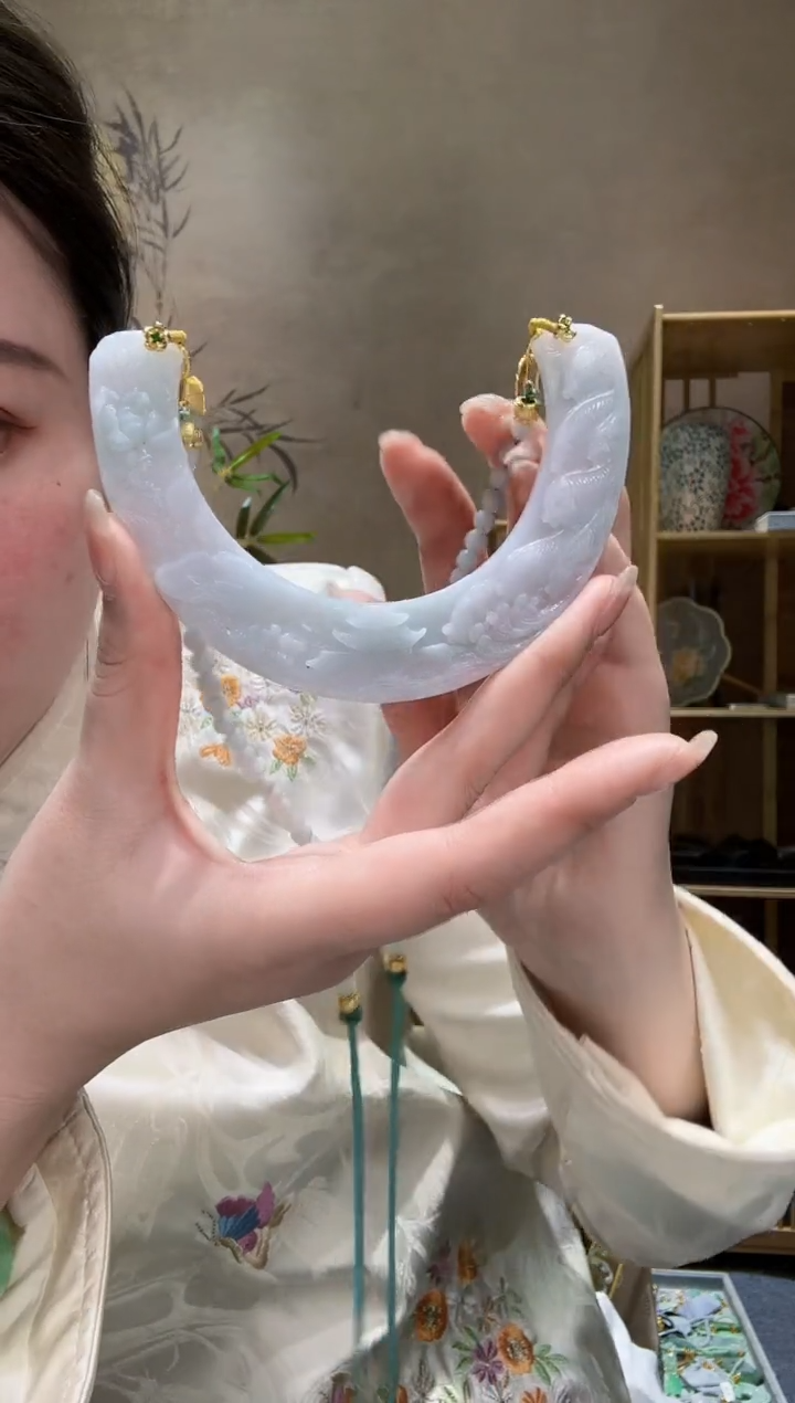 【闪购商品】翡翠颈饰未镶嵌吊坠