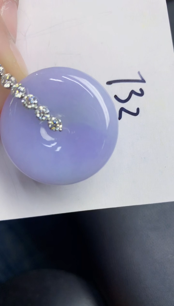 翡翠18K金镶嵌颈饰000000000