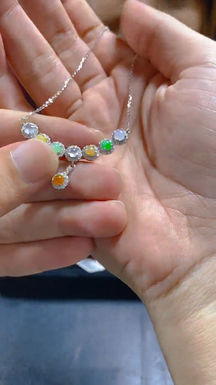 【闪购商品】翡翠吊坠(赠链)银S925镶嵌0431003861多样性发一