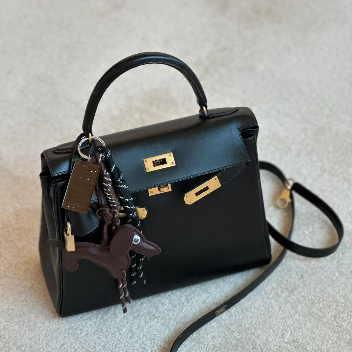 95新 Hermes/爱马仕  kelly28黑金box皮 圈x刻
