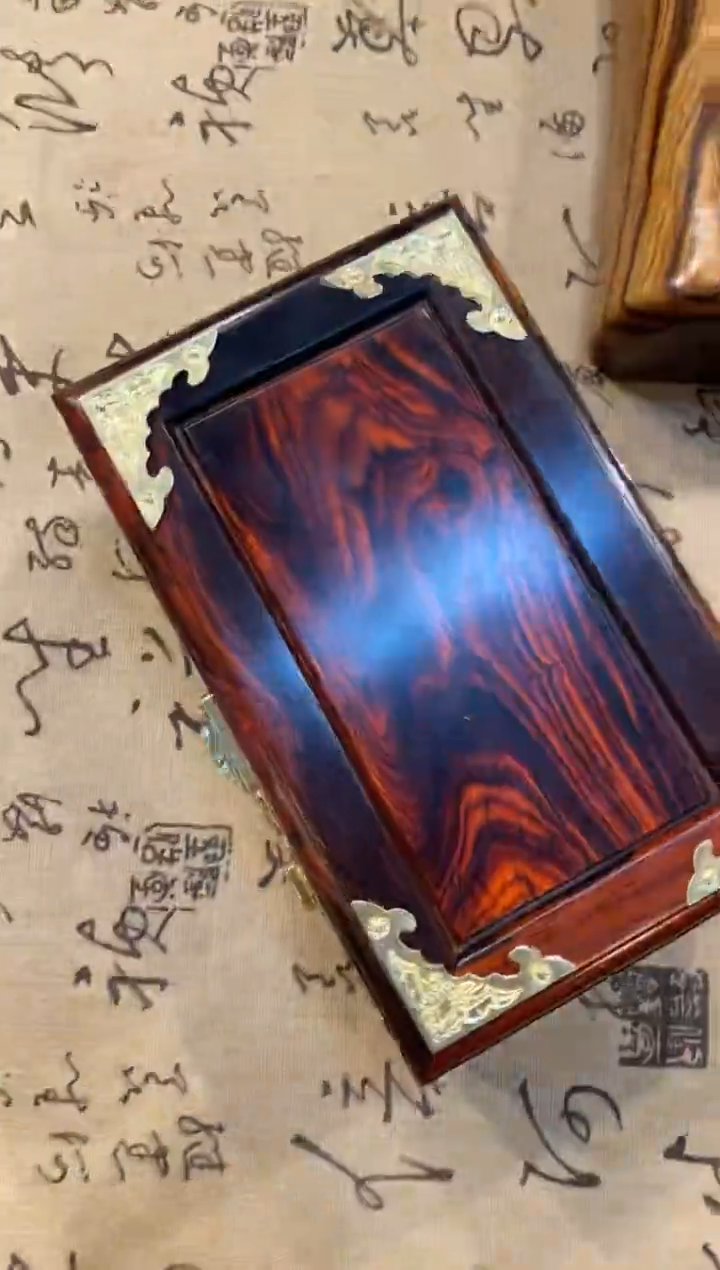 花梨木类密码首饰盒+手串