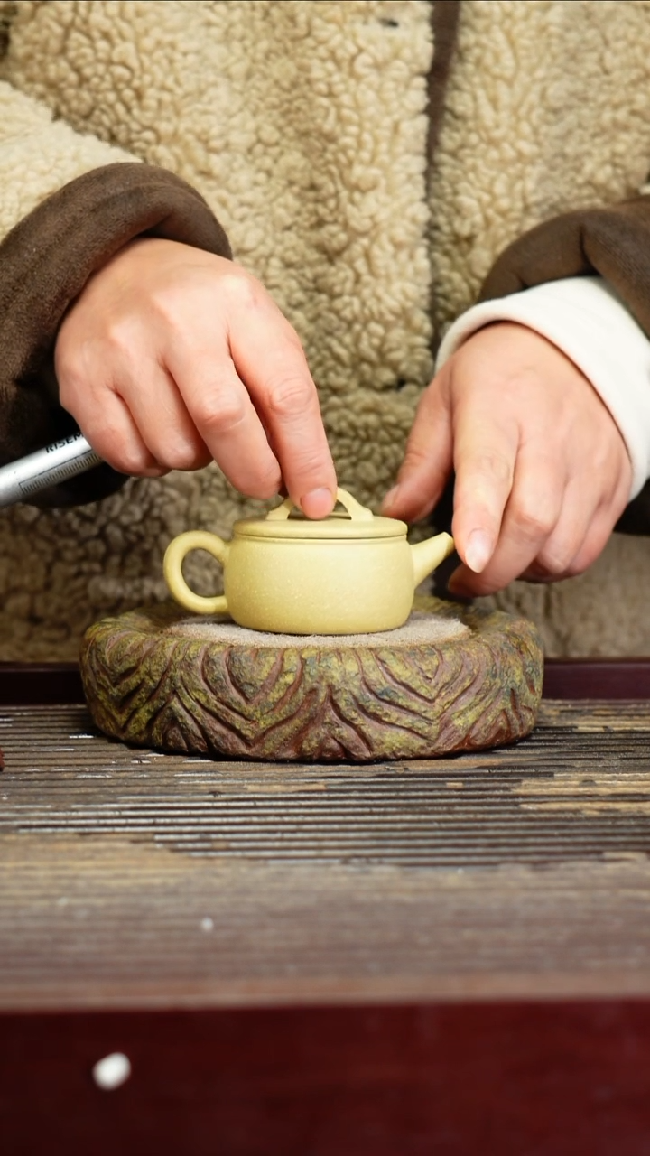 宜兴原矿紫砂壶茶壶宜兴原矿紫砂壶茶壶50C