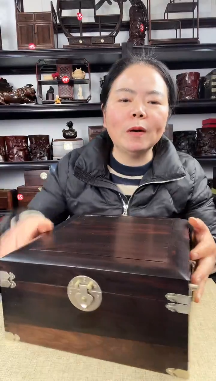 木老李红木工艺品