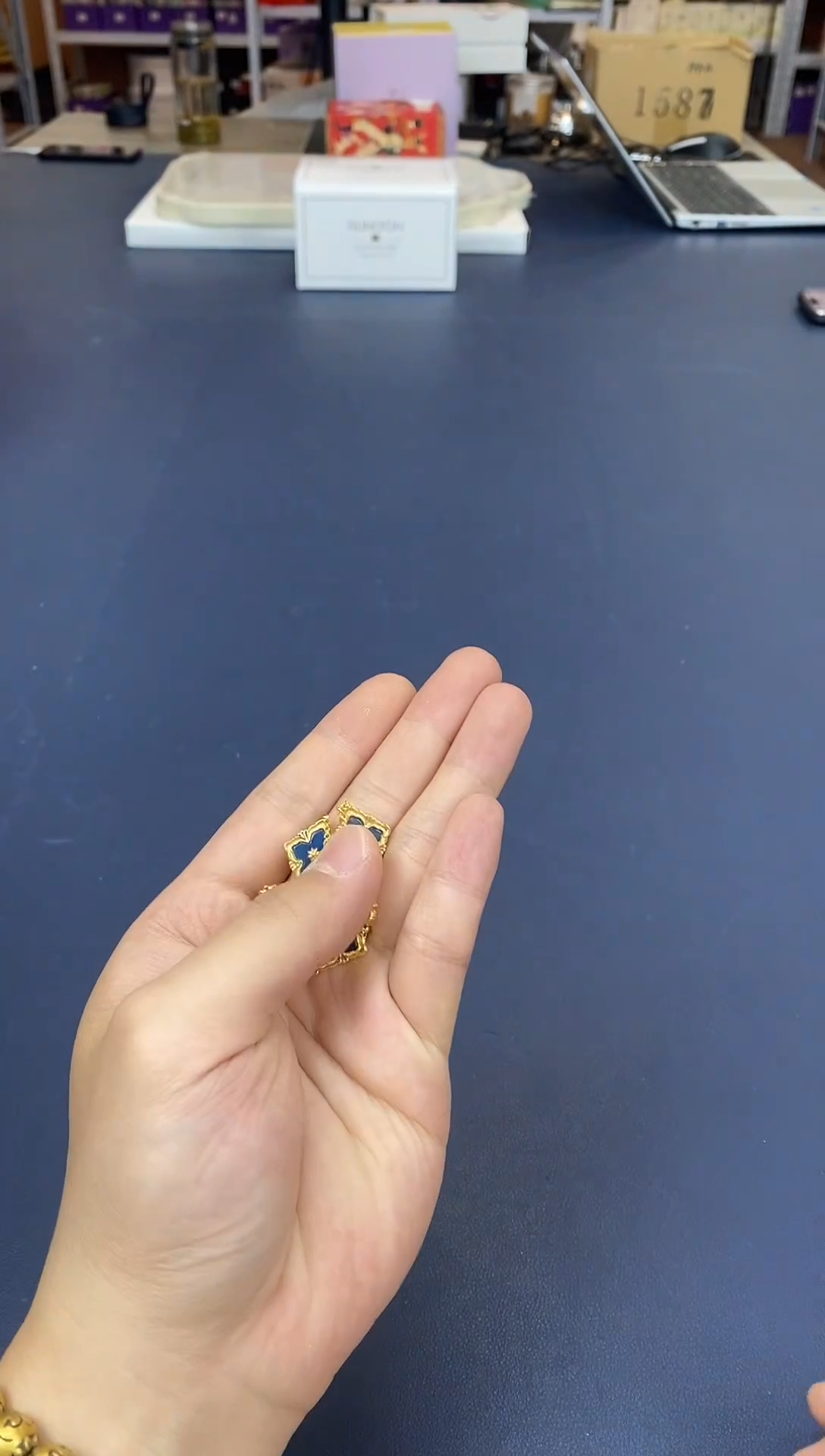 瓷片老店新号全场大漏@@CQ671