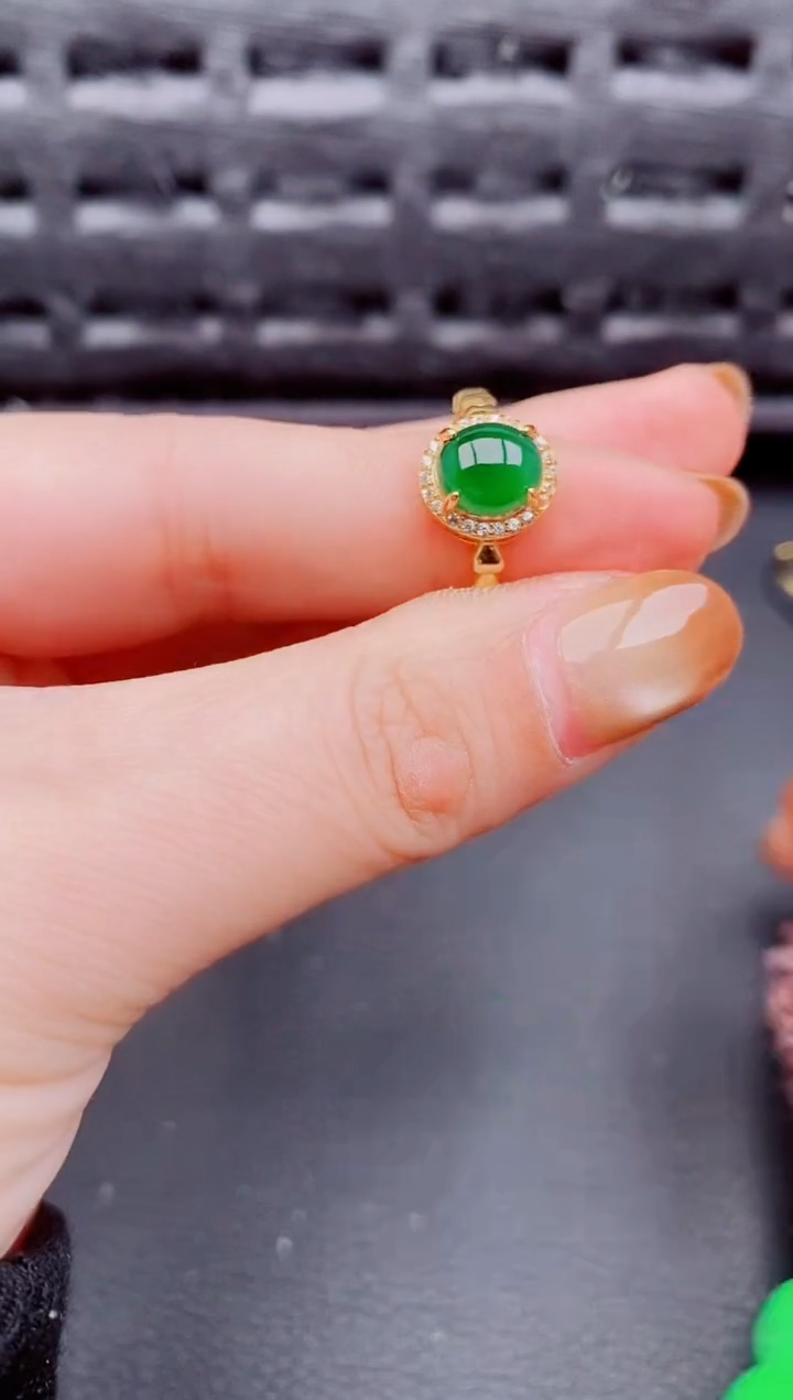 【闪购商品】翡翠戒指银S925镶嵌天然a货翡翠571