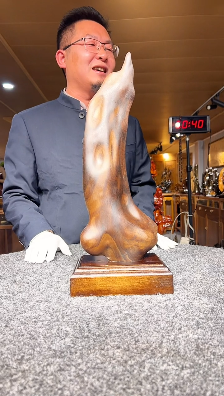 金丝楠木雕款?***?金丝楠木摆件