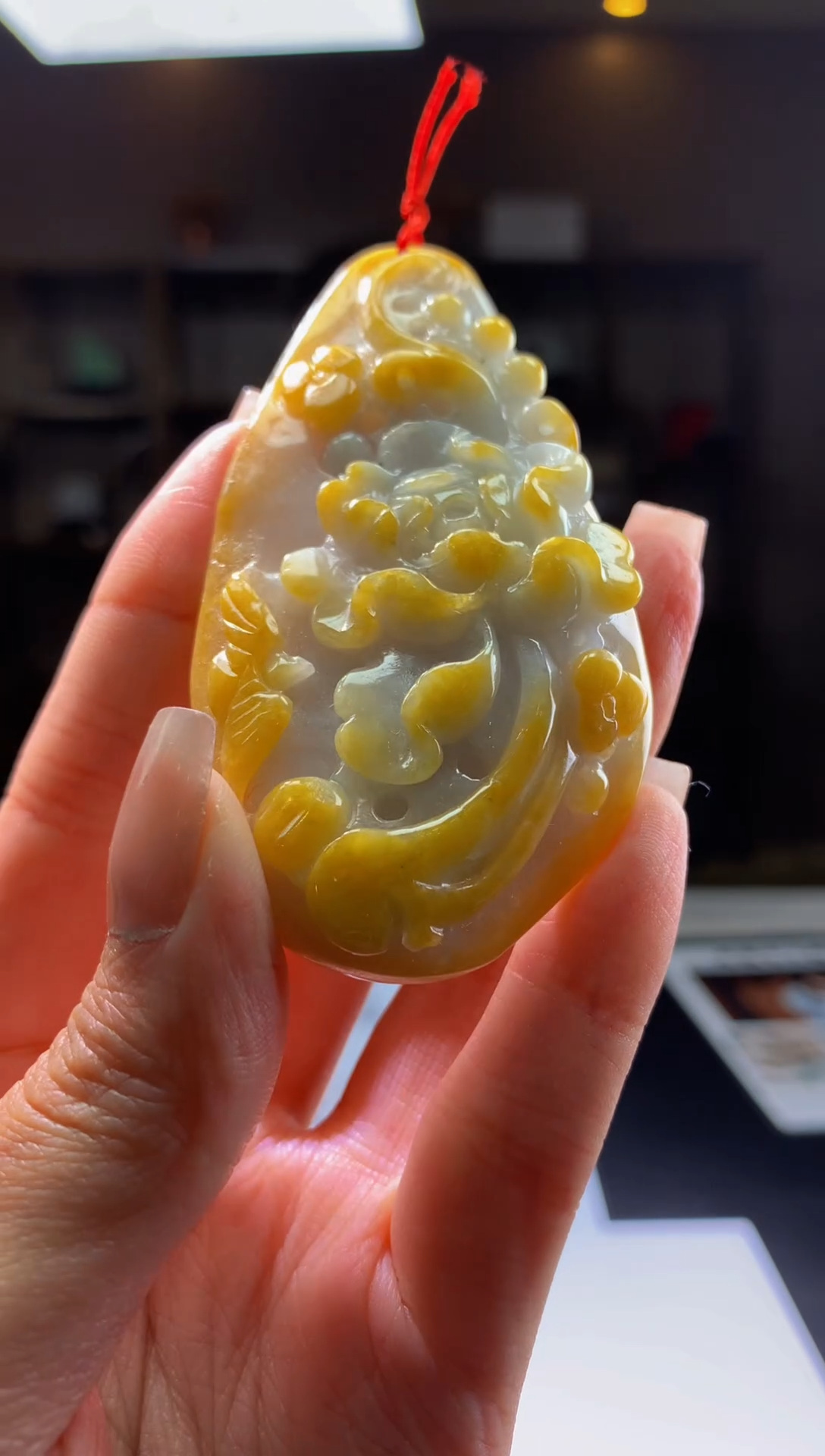 翡翠未镶嵌颈饰净货