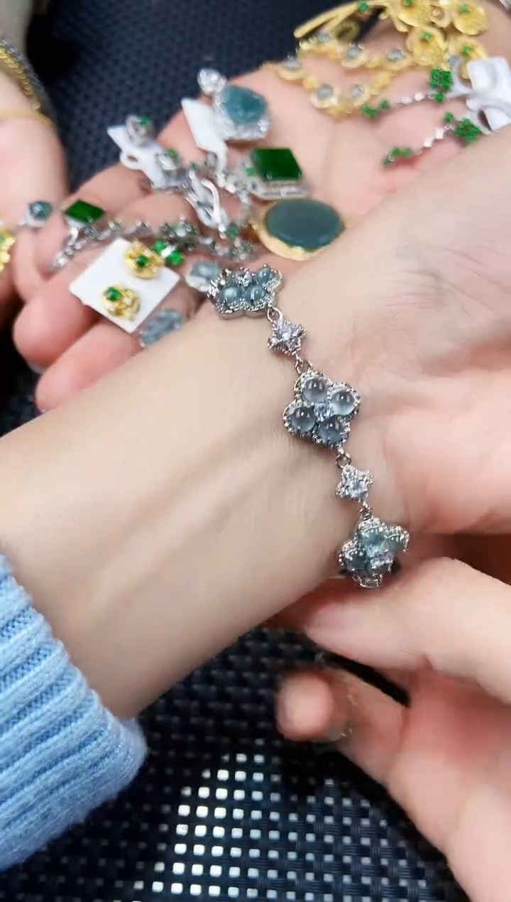 【闪购商品】翡翠手链未镶嵌111111111